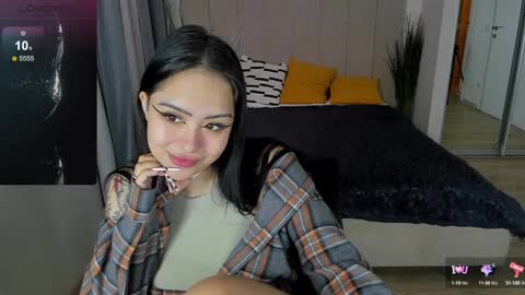 Kim online show from 01.22.25