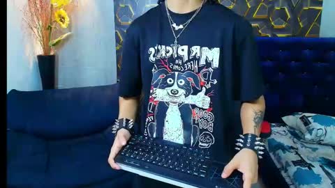 KIM online show from 04.18.26