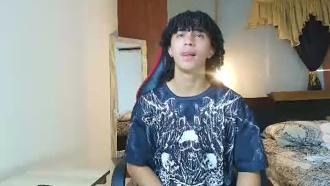 Snapshot of kim_curly_ chatting on 07.14.26 KIM online show from 07.14.26