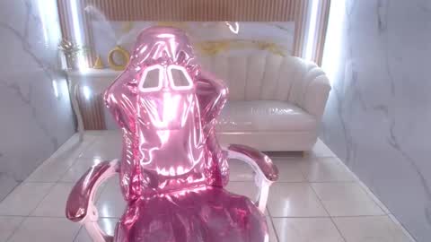 kim_lush_s online show from 01.08.26