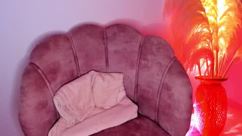 Kim Murphy online show from 02.12.25