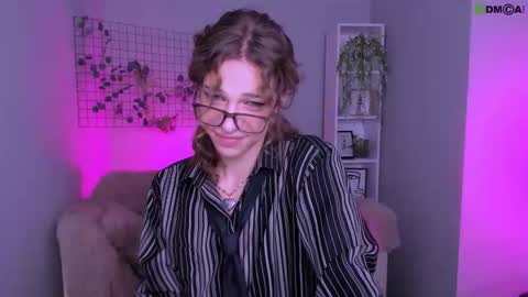 kim online show from 09.13.25