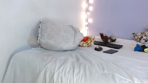 Kim  Yuk online show from 01.25.25