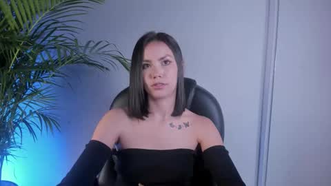 Snapshot of kimberly1fox chatting on 02.25.26 Kim online show from 02.25.26