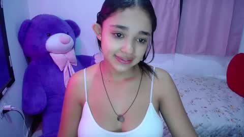 Snapshot of kimberly_slim chatting on 09.17.25 Kim online show from 09.17.25