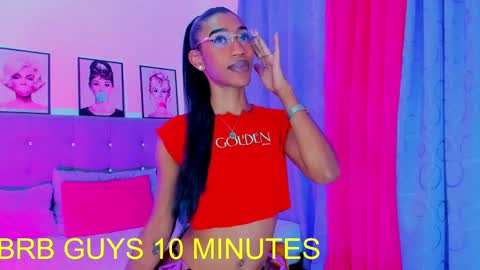 Your Queen KIM online show from 12.18.24