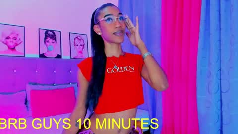 Your Queen KIM online show from 12.19.24