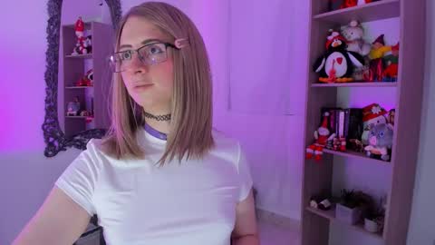 kimberly_thonson online show from 12.03.25