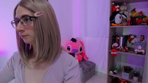 kimberly_thonson online show from 12.18.25