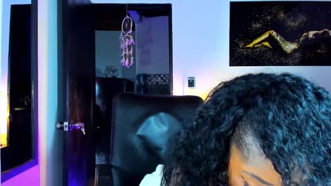 Snapshot of kimberlybanks2 chatting on 01.08.25 Kimberly Banks online show from 01.08.25