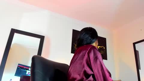 Kimberly Banks online show from 02.21.26