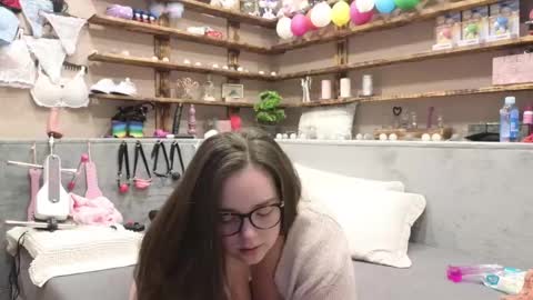 Snapshot of kimberlycaprice chatting on 02.22.25 kimberlycaprice online show from 02.22.25
