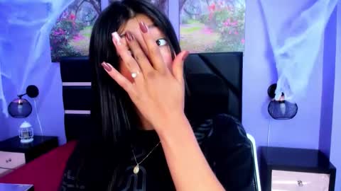 Kimberly Villalobos online show from 11.01.25