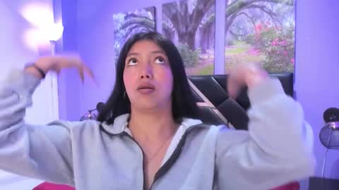 Kimberly Villalobos online show from 11.22.25