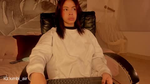 Kim online show from 02.02.25