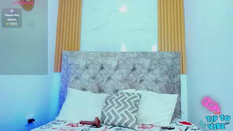 Snapshot of kimdavies chatting on 01.17.26 KAREN online show from 01.17.26