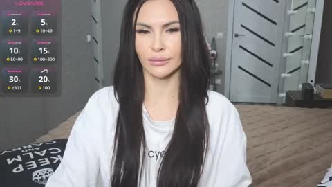 KIm online show from 01.12.25