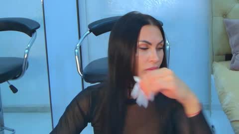 KIm online show from 02.22.26