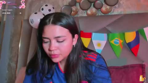 Snapshot of kimdevinne chatting on 06.18.26 KIM online show from 06.18.26