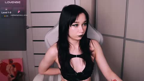 Snapshot of kimiko_luv chatting on 06.15.26 Kimiko online show from 06.15.26