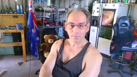 kimintheshed online show from 11.30.25