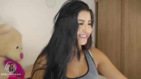 Kim  online show from 04.17.26