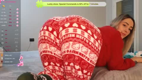 Snapshot of kimmie_ chatting on 12.31.24 Kimmie online show from 12.31.24