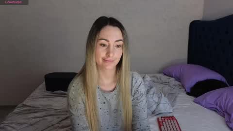 Snapshot of kimmie_ chatting on 02.27.25 Kimmie online show from 02.27.25