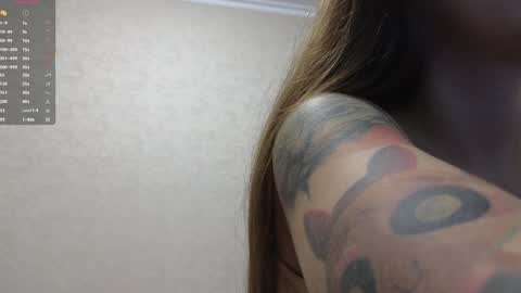 Snapshot of kimmie_ chatting on 10.17.25 Kimmie online show from 10.17.25