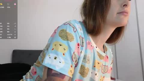 Snapshot of kimmie_ chatting on 04.18.26 Kimmie online show from 04.18.26