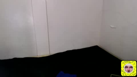 Snapshot of kimmy_fuckinggreat chatting on 12.09.24 kim ejara online show from 12.09.24