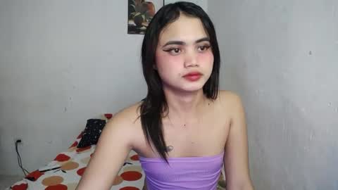 Snapshot of kimmy_fuckinggreat chatting on 01.11.25 kim ejara online show from 01.11.25