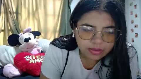 Snapshot of kimmy_kimmy_ chatting on 11.11.25 Kimmy online show from 11.11.25