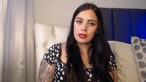 Snapshot of kimmy_one_ chatting on 03.12.25 kelly online show from 03.12.25