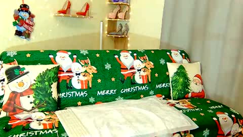 Kim online show from 12.25.24