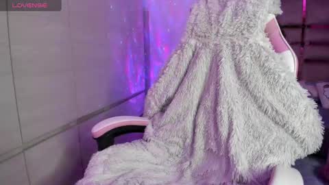 Snapshot of kimuraa_1 chatting on 02.20.25 Kimura online show from 02.20.25