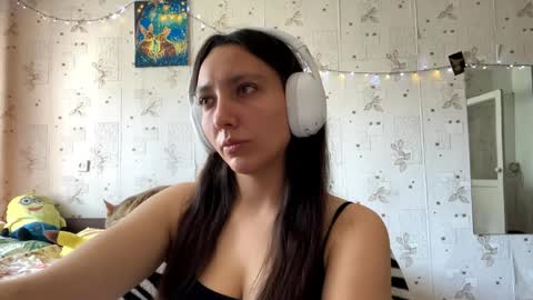 Snapshot of kinacolton chatting on 05.18.26 Jenny online show from 05.18.26