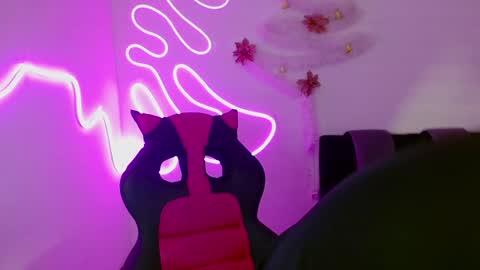 Snapshot of kind_scarlett chatting on 12.10.24 Kind Scarlett online show from 12.10.24