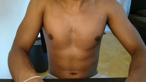 Snapshot of kinda_horny_right_now chatting on 05.19.26 Isaac online show from 05.19.26