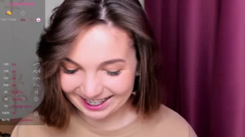 Hazel online show from 02.08.25