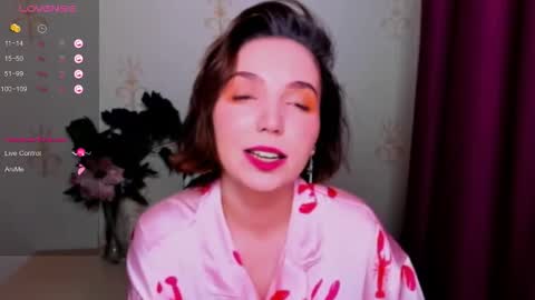 Hazel online show from 10.06.25