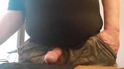 Kindofabear online show from 04.16.26