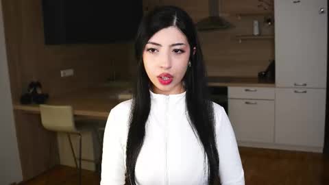 Megan online show from 11.05.25