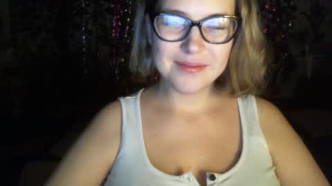 Snapshot of kindsweet chatting on 01.21.25 kindsweet online show from 01.21.25