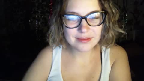 Snapshot of kindsweet chatting on 01.25.25 kindsweet online show from 01.25.25