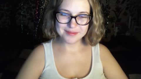 Snapshot of kindsweet chatting on 03.08.25 kindsweet online show from 03.08.25