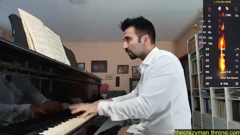 Snapshot of king7045 chatting on 04.10.26 king7045 online show from 04.10.26