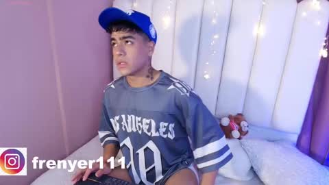 king  help me reach 100 likes online show from 02.11.25