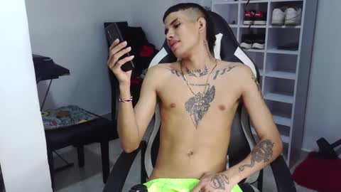 Snapshot of king_bryan19 chatting on 12.14.24 bryan online show from 12.14.24