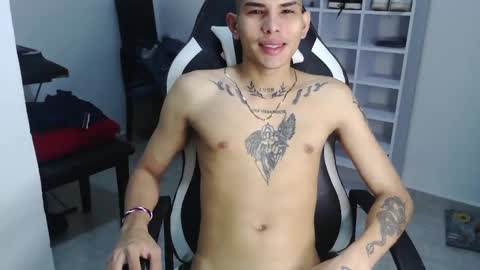 Snapshot of king_bryan19 chatting on 12.25.24 bryan online show from 12.25.24